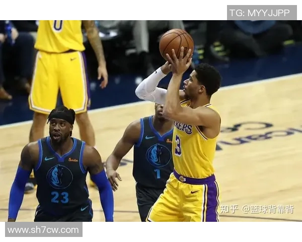 广州篮球队荣登篮球意识排行榜首位引领全场风骚 广州篮球队荣登篮球意识排行榜首位引领全场风骚