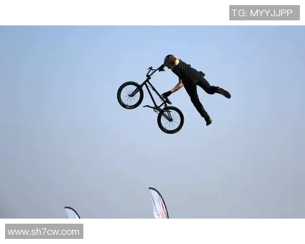 广州极限运动队在滑板精英赛中的出色表现与实力分析 广州极限运动队在滑板精英赛中的出色表现与实力分析