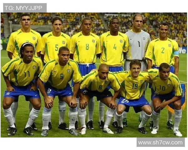 成都足球队在杯赛积分榜上以94分稳居第一名,展现强劲实力 成都足球队在杯赛积分榜上以94分稳居第一名,展现强劲实力