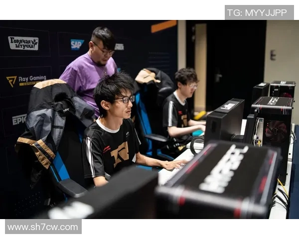 聚焦DOTA2V5战队分享比赛经验与成长历程的深度探讨 聚焦DOTA2V5战队分享比赛经验与成长历程的深度探讨