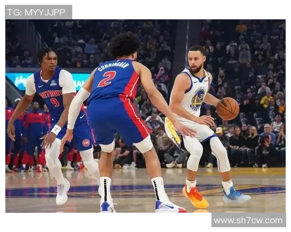 勇士与活塞激战12月2日NBA赛场精彩对决回顾与分析