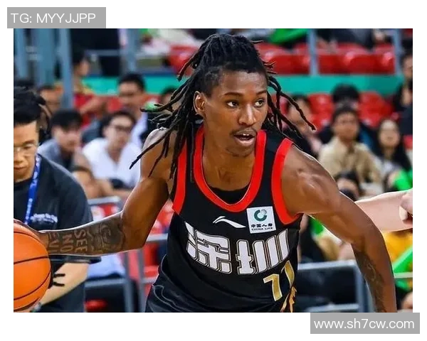 周鹏:从篮球场上的巨星到社会责任的践行者,探索他的成长与影响力之路 周鹏:从篮球场上的巨星到社会责任的践行者,探索他的成长与影响力之路