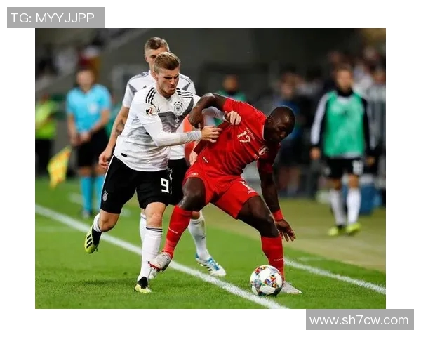 哥伦比亚与秘鲁激战比分揭晓精彩瞬间回顾与分析 哥伦比亚与秘鲁激战比分揭晓精彩瞬间回顾与分析