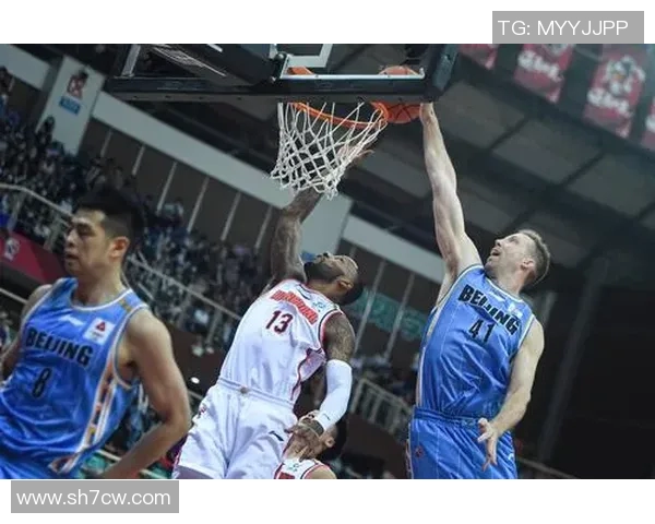 广东与首钢篮球对决历史战绩回顾与分析