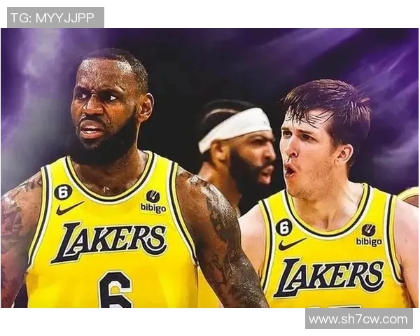 湖人对阵热火精彩回顾及赛后分析球员表现与战术调整 湖人对阵热火精彩回顾及赛后分析球员表现与战术调整