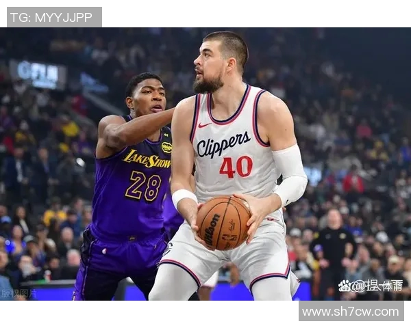 湖人对决快船精彩视频直播全程回顾与赛后分析